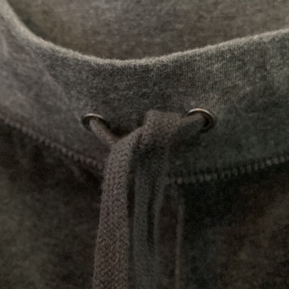 Liz Claiborne Lizwear Grey Velour Pants and Jacket - Picture 13 of 13